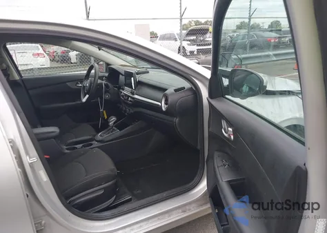 2021 Kia Forte Lxs from USA, damaged, VIN 3KPF24AD9ME325689